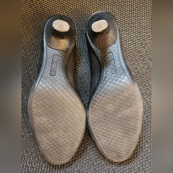 Nine West Black Heels Size 8 - Picture 8 of 8